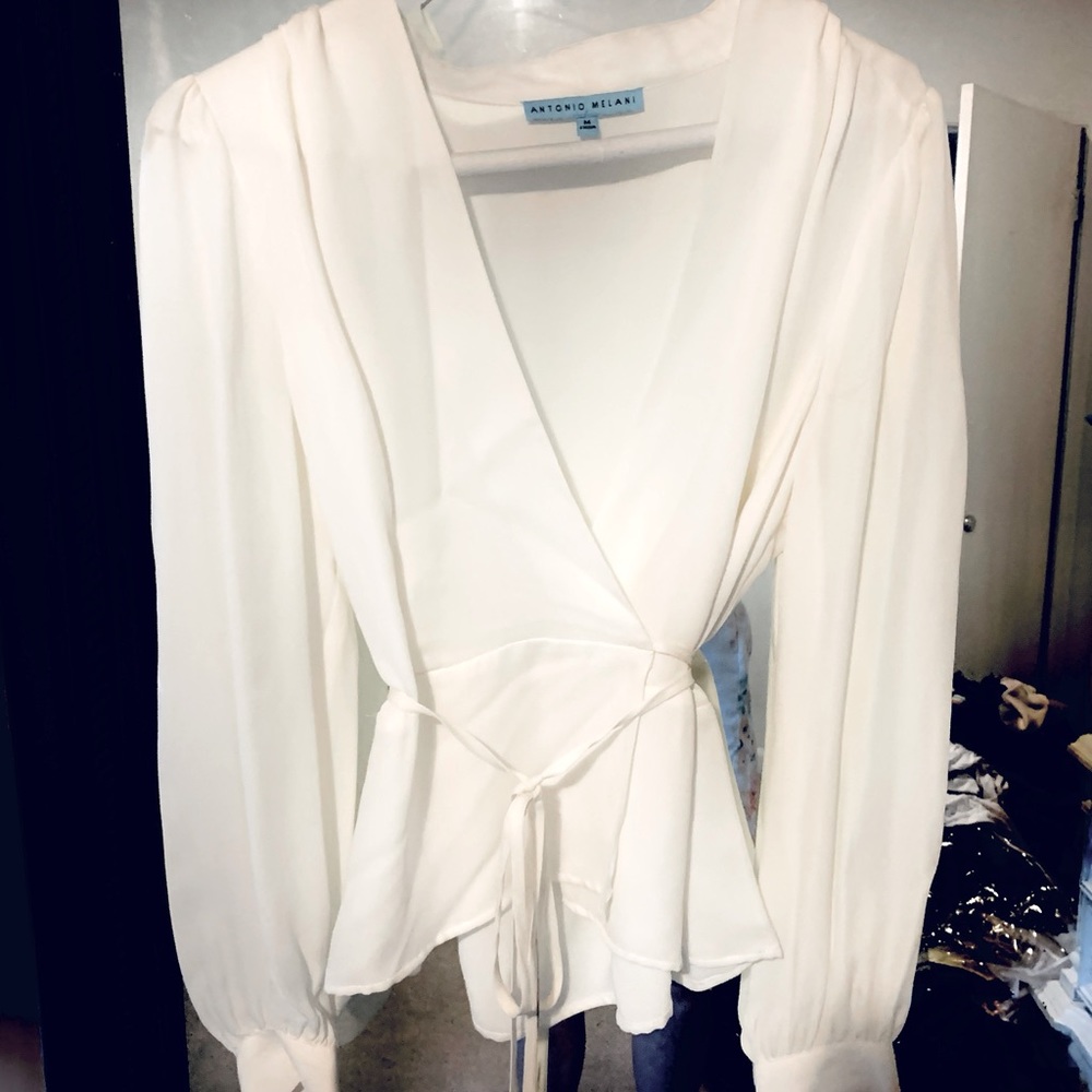 White Antonio Melnio dress shirt, size M ! Warn one time !